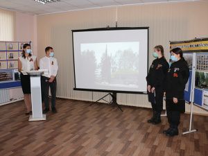 Подвиг стал песней