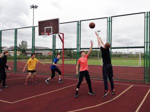 Летние спортивно-оздоровительные площадки ждут детей на вторую смену!