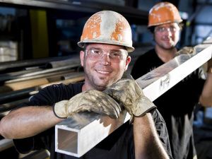 Уважение к людям труда — закреплено конституционно