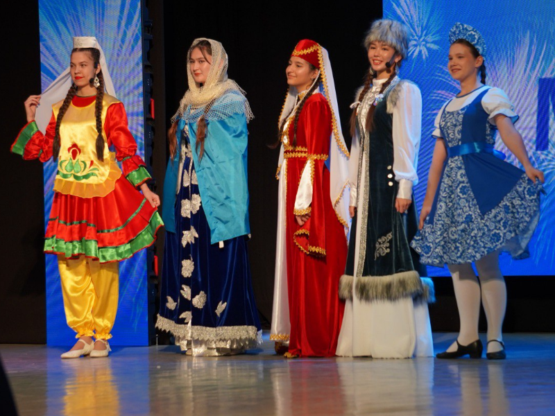 «Национальная краса Мегиона»