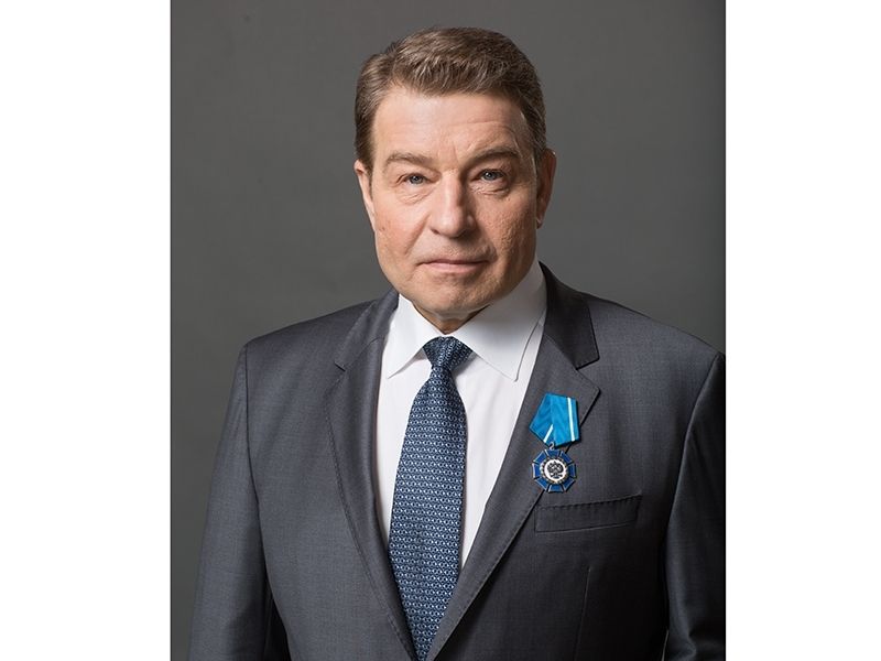 Алексей Андреев провел рабочую встречу в Ледовом дворце