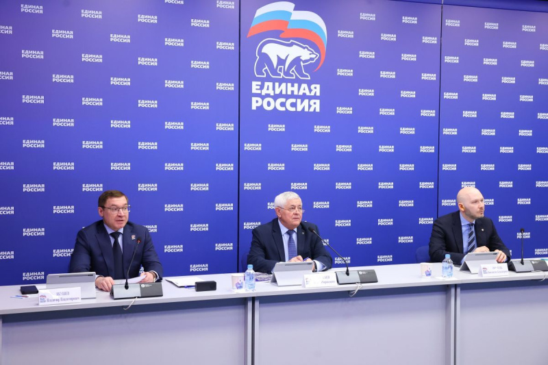 «Единая Россия» обеспечит участие волонтёров партии и муниципальных депутатов в проведении голосования за объекты благоустройства