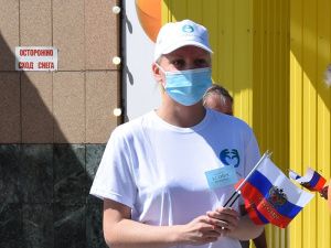 Флажки ко Дню России