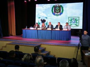 Какими будут перемены? Об этом и многом другом высоковцы говорили на встрече с Олегом Дейнека