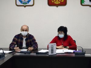 Мегионские общественники ознакомились с планами строительства новой школы, развития улично-дорожной сети и обустройства Аллеи трудовой Славы