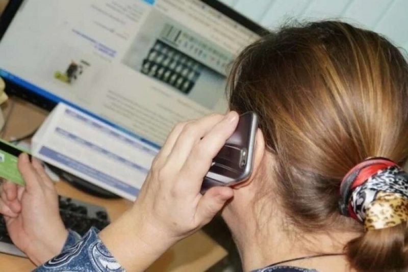 Жительница Мегиона, поверив лже-брокерам, лишилась около 3 миллионов рублей 