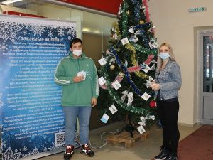 В Мегионе стартовала акция «Ёлка добра»