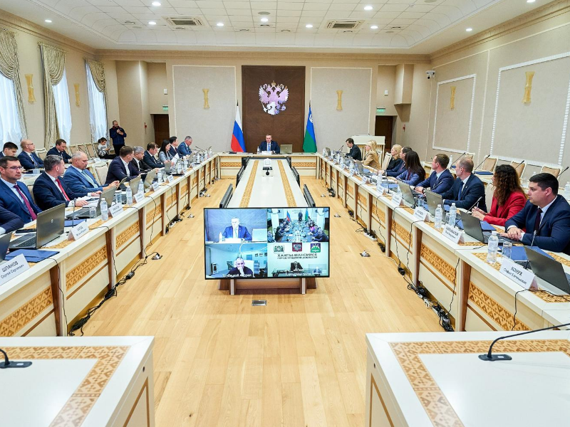 В Югре продолжают совершенствовать меры поддержки представителей КМНС