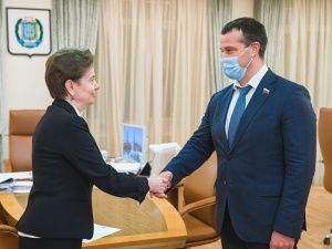 Эдуард Исаков продолжит деятельность сенатора