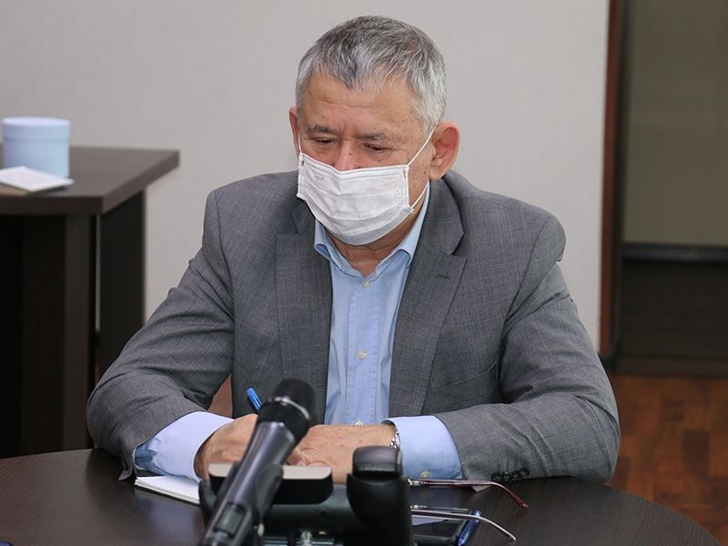 В Мегионе официально зафиксирован третий случай заражения коронавирусной инфекцией– эта тема обсуждалась во время работы телефонной «прямой линии»