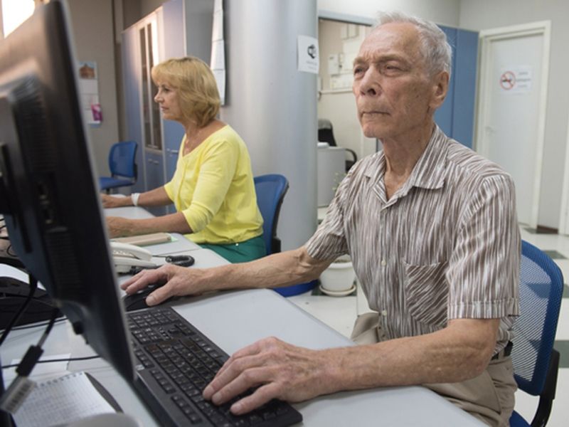 Жители региона старшего поколения могут освоить новые специальности