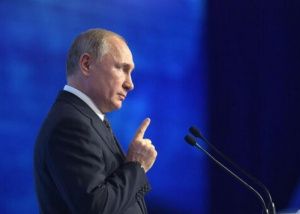 Российские губернаторы будут следовать единому стандарту работы в интернете