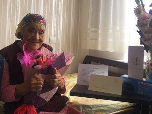 Венере Бикбулатовой вручили поздравление президента России с 90-летним юбилеем