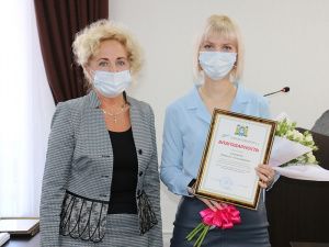 От благодарностей за успехи в работе к вопросам местного значения: в администрации города подвели итоги минувшей недели