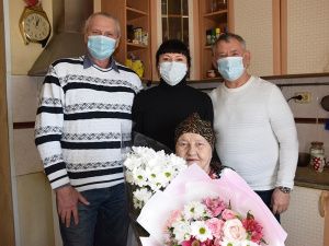 13 марта отметила свое 90-летие ветеран Великой Отечественной войны Надежда Ивановна Полякова