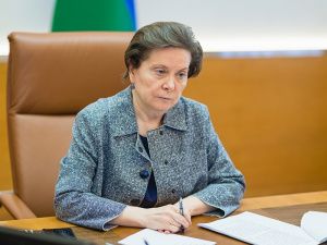 Югорские медработники получают весь спектр дополнительных выплат в связи с COVID-19