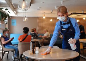 С 17 мая с  объектов общественного питания в Югре планируют снять ограничения  времени работы