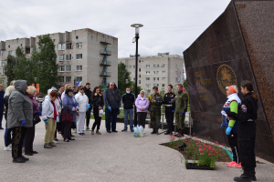 Цветы героям