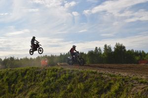 В Мегионе прошли масштабные соревнования по мотокроссу 