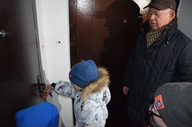 Олег Дейнека поздравил мегионцев с новосельем
