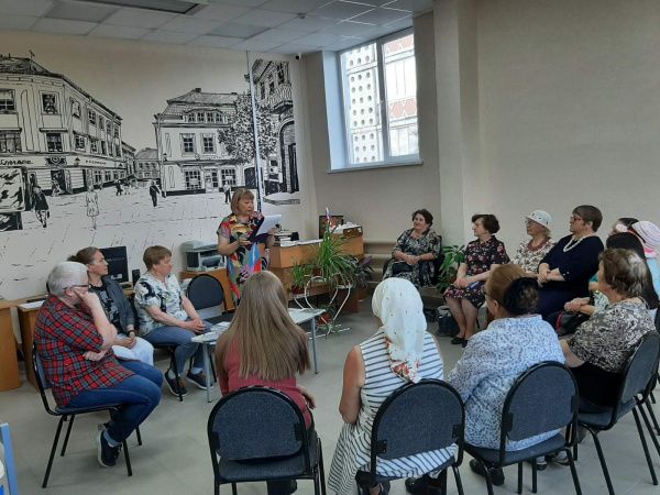 Писатели из города Сургута встретились с мегионцами 