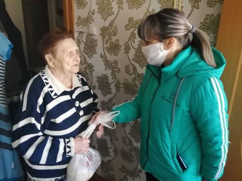 Социальная столовая при Храме Покрова Божией Матери помогает горожанам старшего возраста