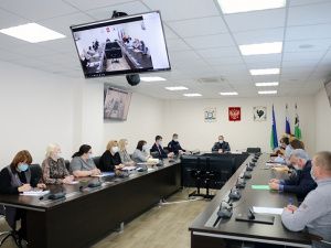 В Мегионе прошло заседание муниципального оперативного штаба по предупреждению завоза и распространения коронавирусной инфекции