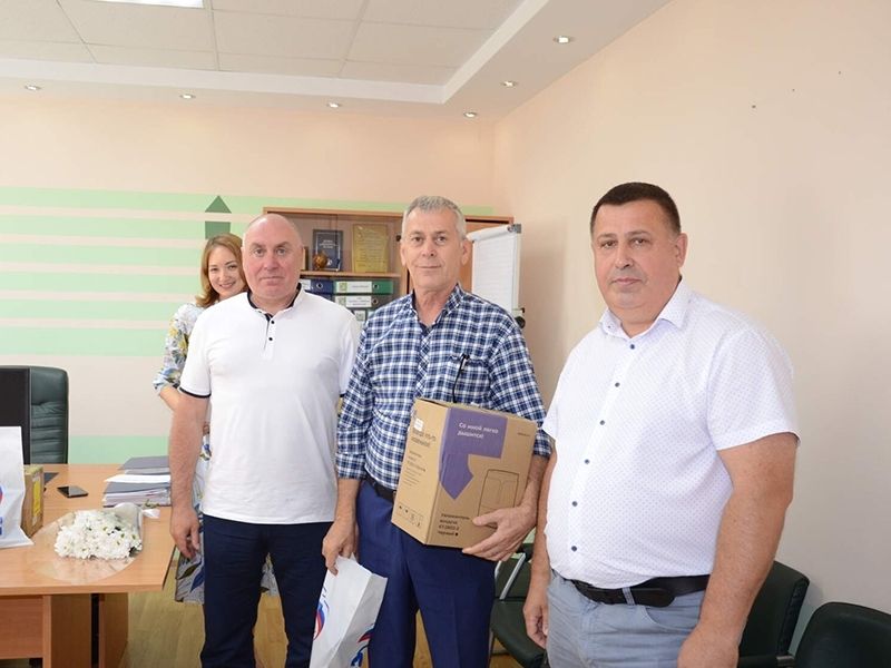 В Мегионе вручили подарки победителям патриотической викторины «Россия, меняющая мир»