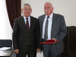 В Мегионе продолжается чествование жителей за достигнутые успехи в профессиональной и общественной деятельности