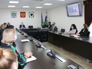 «Настрой на позитивный результат»: Шесть лет работы Олега Дейнека в должности главы города 