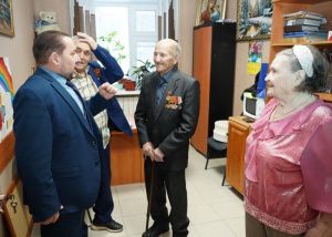 «Здоровья, дорогие ветераны!»