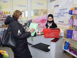 В Мегионе прошел рейд по организациям торговли – на контроле соблюдение масочного режима