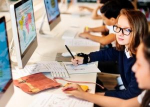 Школы Югры подключатся к единому порталу «Моя школа» с 2023 года