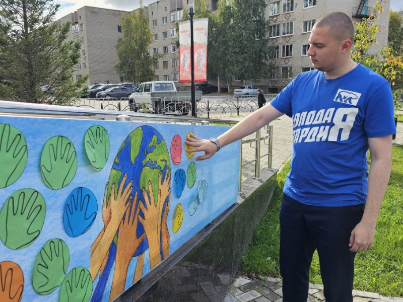 Молодая Гвардия Мегиона почтила память жертв теракта в Беслане