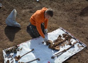 На поиски павших героев