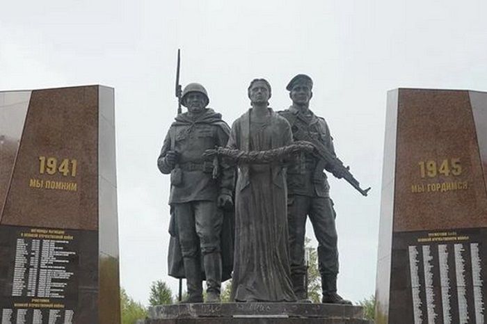 Жителей Югры приглашают принять участие во Всероссийской акции «Когда говорят памятники»