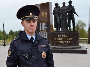 Голосуем за финалиста Всероссийского конкурса «Народный участковый» из Мегиона Павла Лабецкого