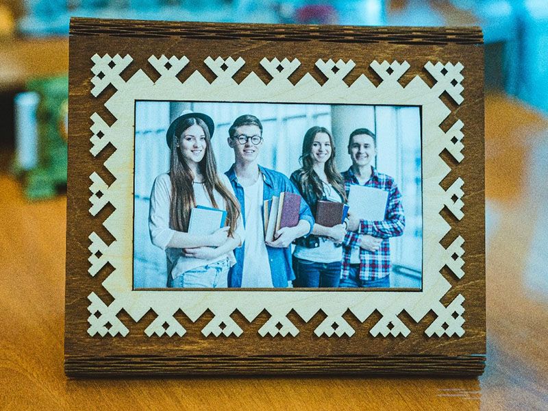 Выпускники Югры – 2020 получат подарки от регионального правительства