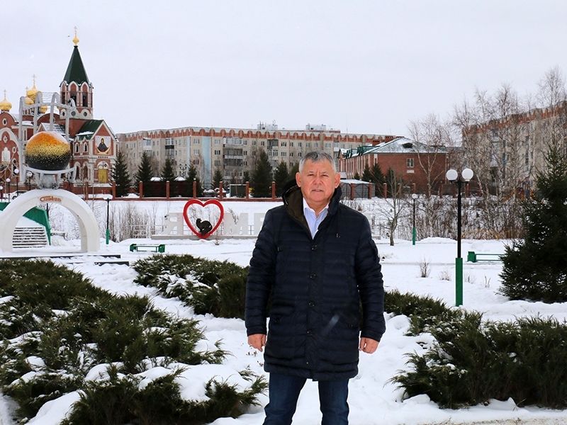 Глава Мегиона Олег Дейнека поблагодарил мегионцев за помощь жителям Донецка и Луганска