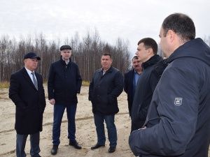 Глава Мегиона провел выездное совещание в Высоком