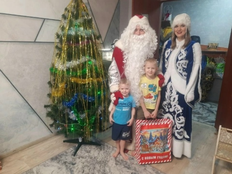 Ёлка желаний. Подарки для юных мечтателей!