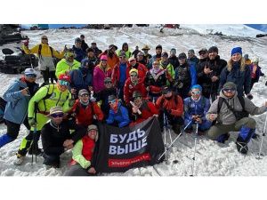 Югорчане покорили Эльбрус