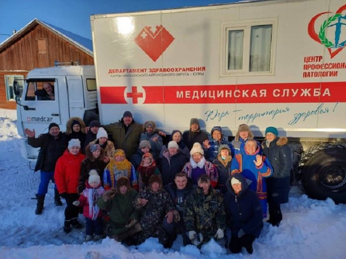 В труднодоступные поселения Югры выехали три бригады врачей мобильной поликлиники