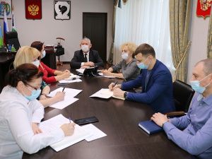 В администрации города прошла телефонная «прямая линия» с главой города