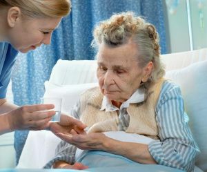 Гериатрия принимает пациентов