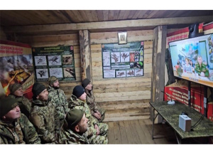 Военнослужащие из Югры с помощью телемоста связались с передовой с родными