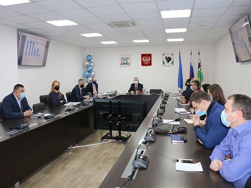 Глава Мегиона поблагодарил мегионцев за работу в 2021 году