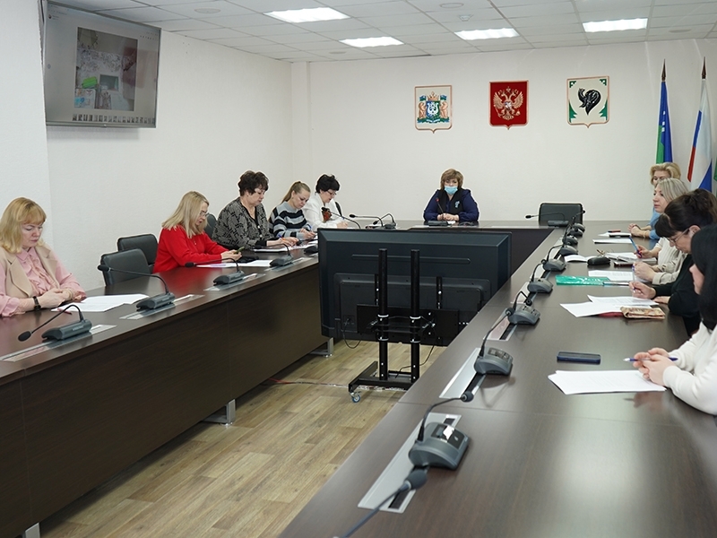 Своих не бросаем