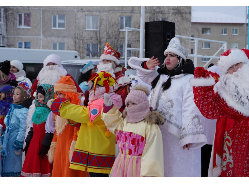 Весело, весело встретим Новый год: в Мегионе и Высоком открыли городки