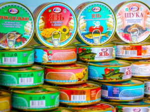 Рыбные и мясные консервы отправились из Югры в Белгородскую область